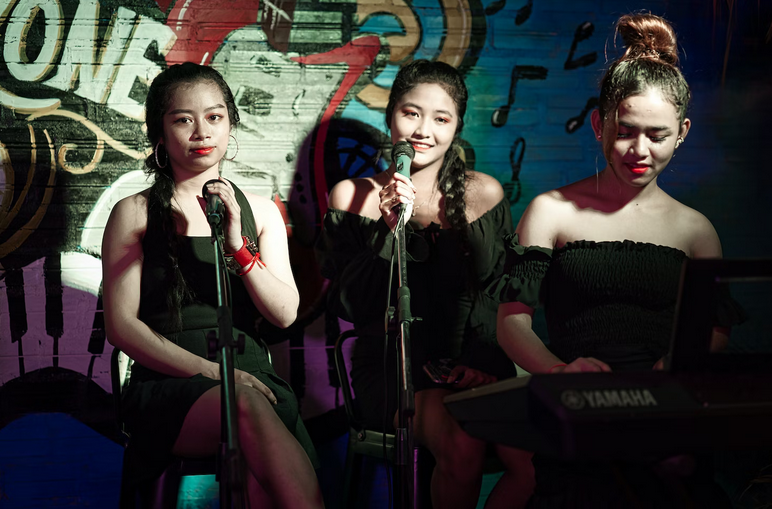 Participate in Group Performances